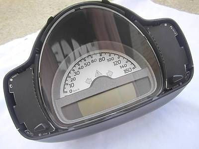 Smart ForTwo Speedometer Instrument Cluster In Kilometers 160 KPH A4515403247