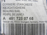 OEM SMART CAR For Two Window Rubber Sealing A 451 725 07 65 New Mercedes Benz