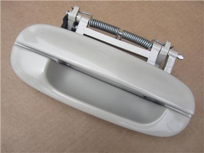 OEM Cadillac CTS DTS Front Right Side Door Handle - Tiara Tan 25966983