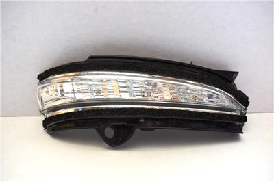 2013-2019 EURO Ford Mondeo Right Side Turn Signal Mirror Light DS73-13B381-BA