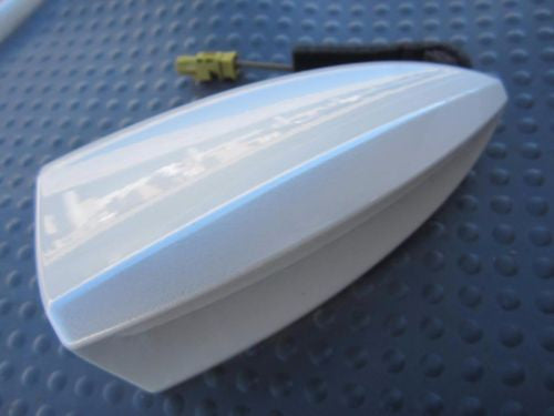 OEM 2013 2014 Chevy Malibu Radio Shark Fin Antenna Painted White Diamond Effect