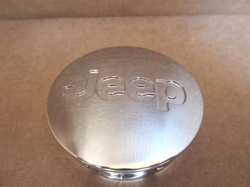 One 1 OEM Wheel Center Cap Genuine Jeep For 18" Wheels 2 1/8" Chrome Cap