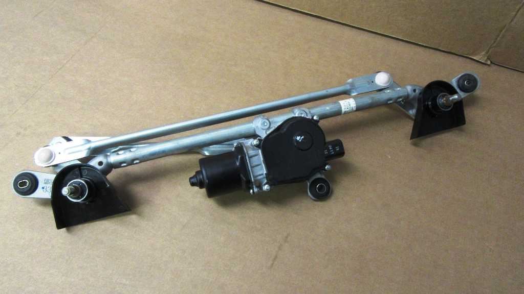 OEM 2013 2014 2015 Nissan Pathfinder Wiper Linkage and Motor 28800-3JA1A