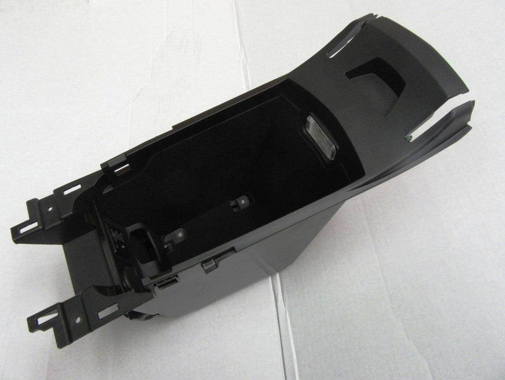 14-17 Cadillac XTS Center Console Compartment Bin w/ USB SD Auxiliary Jack 12V