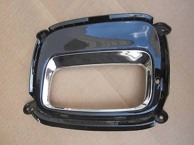 2013 2015 OEM KIA Sorento Fog Light Bezel Blanking Right Side RH 1U865-24700