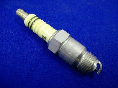 New OEM Accel U-Groove Performance Resistor Short Thread Spark Plug 8185577