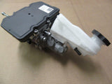 16 17 OEM 2016-2017 Chevrolet Chevy Volt Brake Booster Master Cylinder 84114134