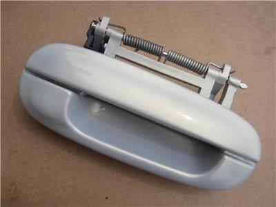 Cadillac 03-07 CTS 06-11 DTS 00-05 Deville Psgr RH Rear or Front Door Handle 20777841