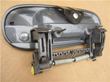 Cadillac 03-07 Deville psgr RH Rear or Front Door Handle 25840387
