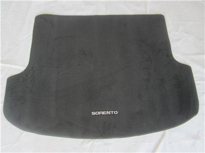 OEM 2011-2013 Kia Sorento Carpet Floor Cargo Mat 5 Passenger Black 1UF12 AB000